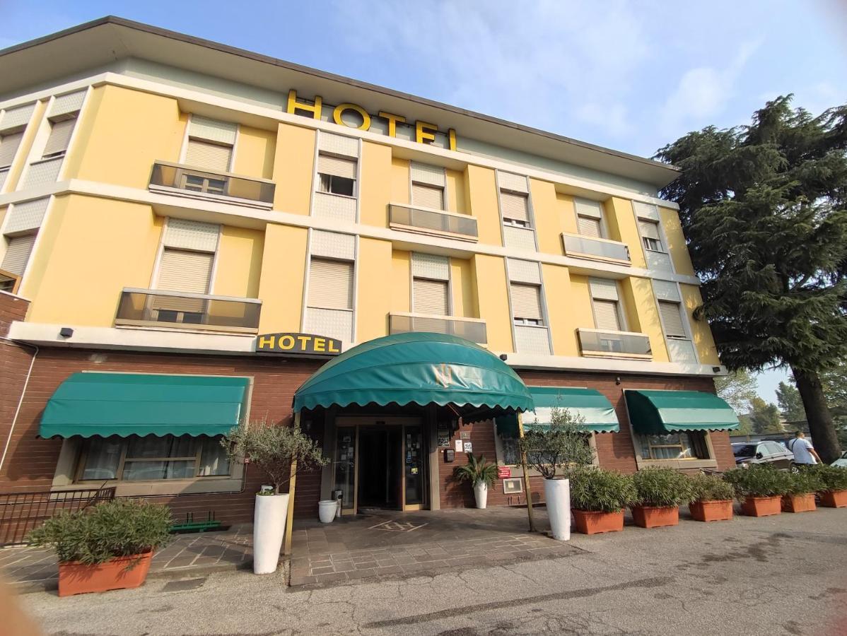 Hotel Industria Brescia Exterior foto